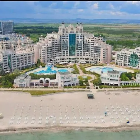 Apartmán Beachfront 5 Star Burgas